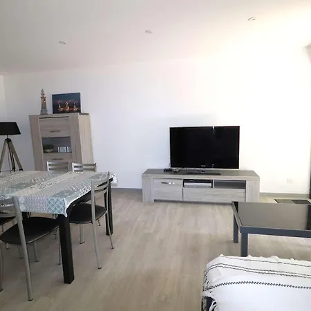 3 Pieces Climatise Avec Terrasse, Parking Prive, A 100m De La Plage, 7 Couchages - Fr-1-307-148 Lägenhet *